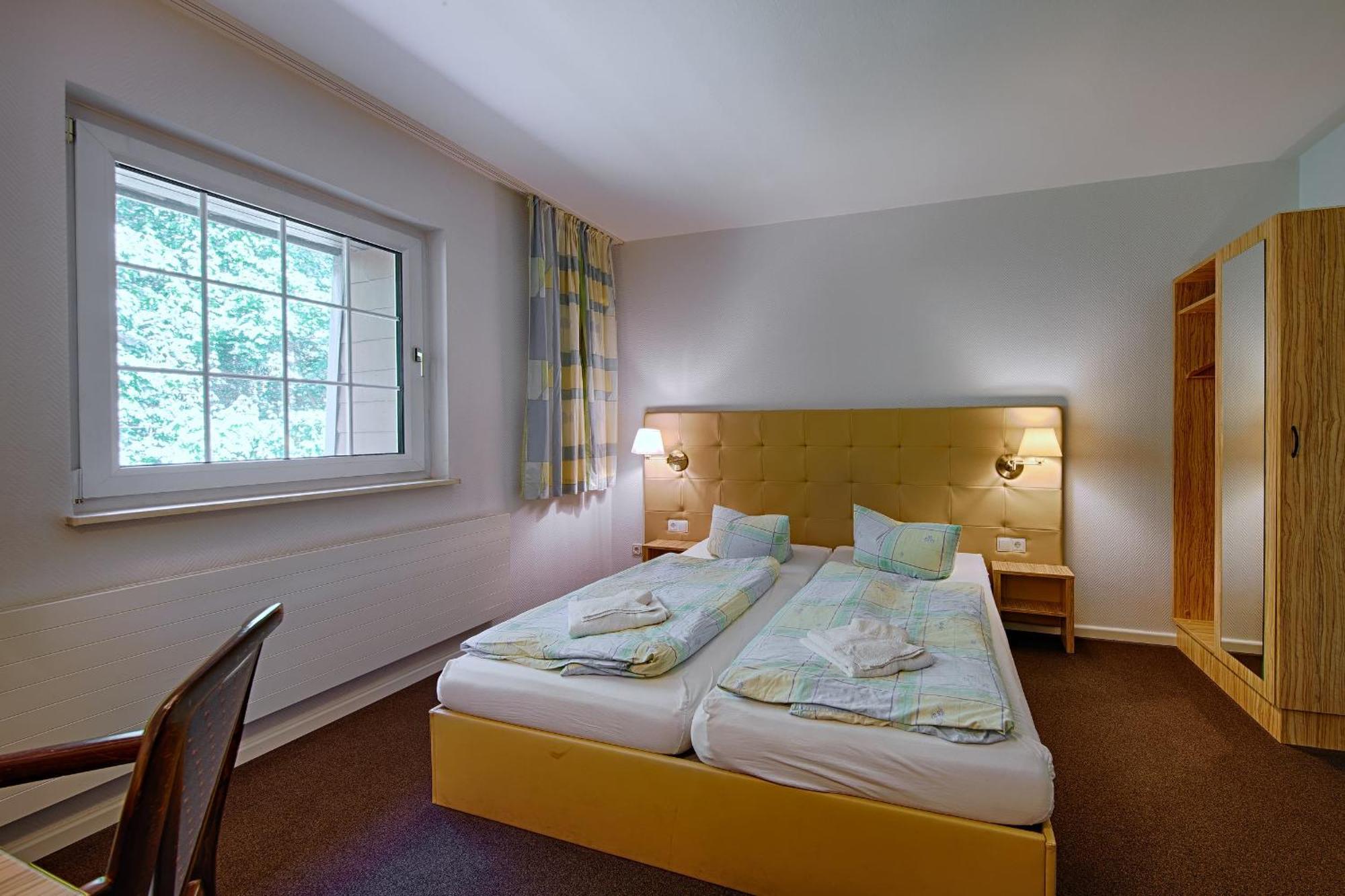 See Hotel Karlslust Chalets Storkow  Exterior foto