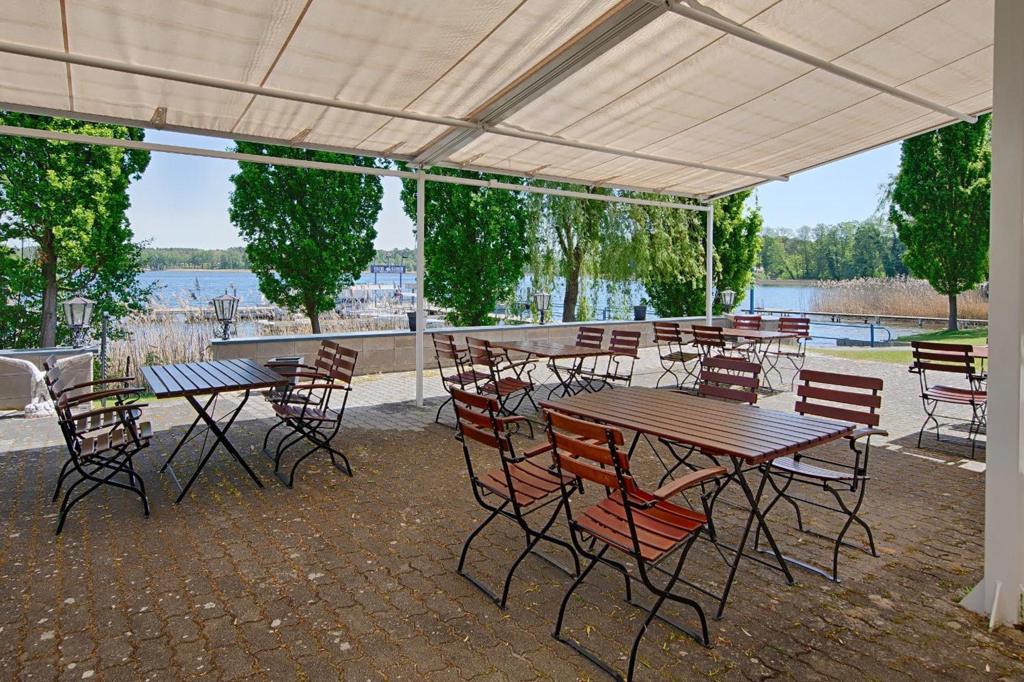 See Hotel Karlslust Chalets Storkow  Exterior foto